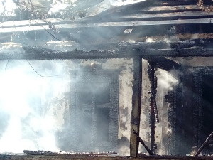 В Балаклейском районе в пожаре заживо сгорел пенсионер (ФОТО)