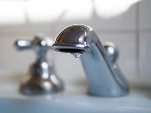 Десятки домов в Харькове остаются без воды: список отключений