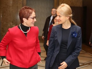 Светличная договорилась с послом США о реализации в области антикоррупционного проекта