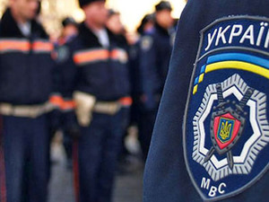Яценюк с Аваковым откроют парад новых полицейских Харькова