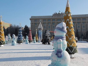 Без фейерверков, но с праздничным концертом: Новый год на площади Свободы