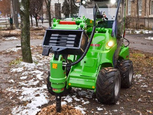 Автопарк «Харьковзеленстроя» пополнился финской чудо-техникой (ФОТО)