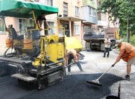 В Харькове начнут ремонтировать внутриквартальные дороги