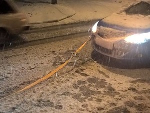 Снежная буря остановила пригородные электрички, но не помешала работе аэропорта – ХОГА