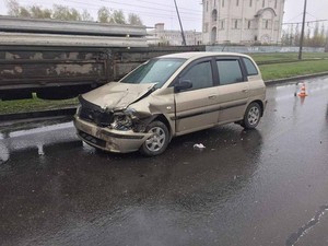 На Салтовке столкнулись три иномарки: есть пострадавшие (ФОТО)