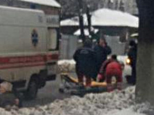 Полиция ищет свидетелей ДТП: под колесами иномарки погибли двое людей