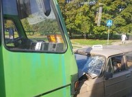 На Салтовке два ДТП с участием автобусов: один из водителей в реанимации (ФОТО)