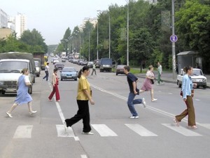 Харьковчане предлагают штрафовать пешеходов за нарушение ППД
