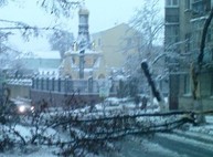 Снежный армагеддон в Харькове-2: новые последствия ночной снежной бури (ФОТО)