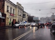 В центре Харькова столкнулись две иномарки (фото)