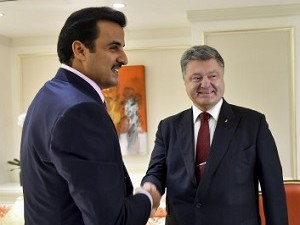 Порошенко: "Украина оказалась среди первой десятки стран с наибольшим количеством перемещенного населения"