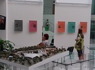 История города сквозь призму женских портретов