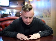 Сергей Жадан отдал президентскую премию детям из АТО