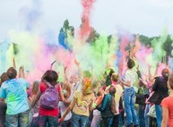 Фестиваль красок Holiwood переедет на площадь Свободы