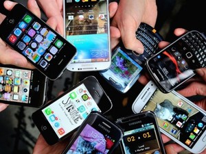 Технологии будущего: сколько устройств начала нулевых скрывает смартфон с 3G