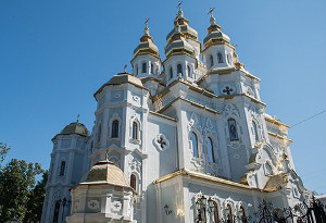 Два дня в храмах будут освящать куличи (расписание)