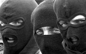 Криминальная банда напала на семейную пару в Лозовой