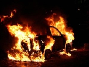 В Харькове сгорела еще одна иномарка (ФОТО)