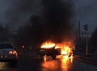 На Салтовке на ходу загорелся автомобиль (Дополнено, ФОТО)