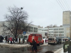 ЧП в Харьковской школе: четверо детей оказались на больничных койках (ФОТО)