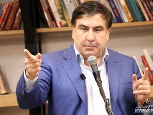 Саакашвили предрекает Украине досрочные выборы или военный переворот