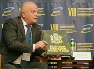 Представителям украинской власти нужно снова заслужить доверие - Степан Кубив