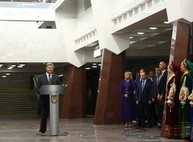 «Победа» — это тридцатая станция метро в Харькове: торжественное открытие станции президентом Порошенко (ФОТО)