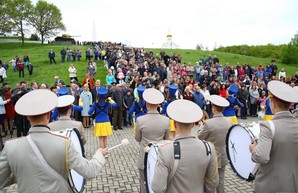 Возложение цветов, выставка военной техники и концерт: программа мероприятий 9 мая на Харьковщине
