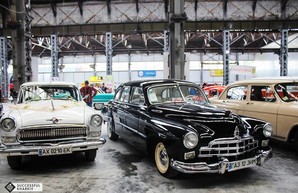 На ХАРС-2018 зрителей покорили Chevrolet Bel Air, хиппи-автобус и детский велосипед