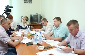 Светличная предложила выделить средства на материальную помощь, чернобыльцев и систему водоотведения в Лозовой