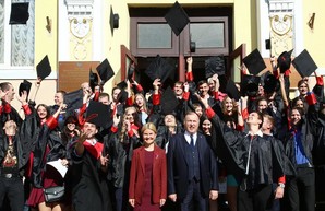 В этом году 23 тысячи юношей и девушек получили высшее образование в Харькове - Светличная
