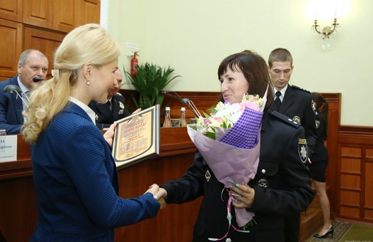 "Остаться верными присяге" - Светличная поздравила правоохранителей Харьковщины с Днем Национальной полиции