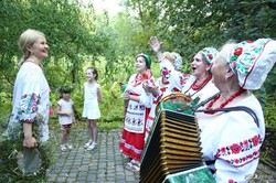 Традиционные украинские праздники объединяют нас, делают сплоченными — Светличная