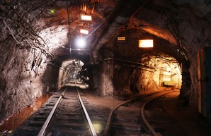 Владелец DCH Александр Ярославский рассчитался с Evraz’ом за покупку рудника «Сухая Балка»