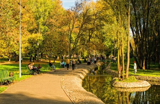 В Харькове на выходных будет относительно тепло и сухо