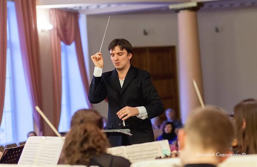 Произведения из репертуара ведущих оркестров мира сыграют в  Харькове под руководством дирижера из Норвегии