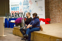 Вручили камеру и раздали стаканы: крупнейший кинофестиваль Восточной Украины Kharkiv MeetDocs подвел итоги