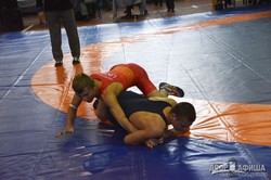 Харьковские борцы успешно выступили на домашнем чемпионате Украины