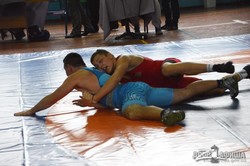 Харьковские борцы успешно выступили на домашнем чемпионате Украины