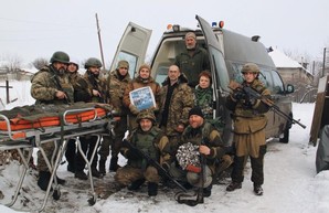 Сергей Жадан и Харьковская школа архитектуры инициировали сбор средств для помощи медикам в прифронтовой зоне (ФОТО)