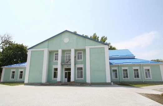 В Кегичевском районном доме культуры реконструируют зрительный зал