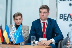 С лета 2019 цена на электроэнергию для населения начнёт резко расти. Почему это хорошо – эксперты ВЕА-форума