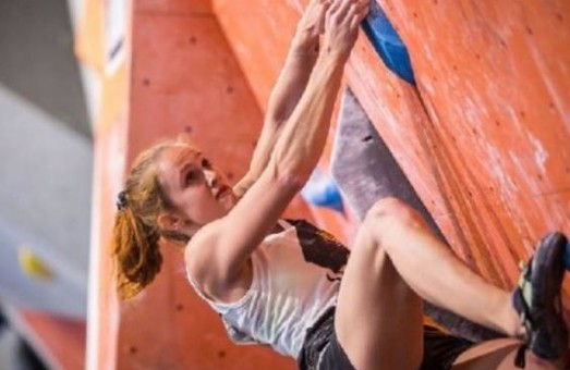 Харьковчанка Маргарита Захарова завоевала бронзу на чемпионате Украины по болдерингу