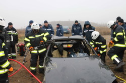Харьковские спасатели осваивали новое оборудование (ФОТО, ВИДЕО)
