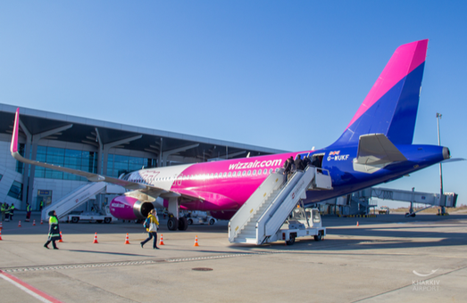 Аэропорт Ярославского открыл перелеты с Wizz Air в Лондон стоимостью от 609 гривен