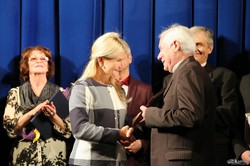 Светличная поздравила с 85-летием Харьковский театр Пушкина