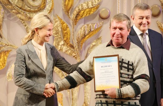 Светличная вручила награды лучшим работникам сельского хозяйства Харьковщины