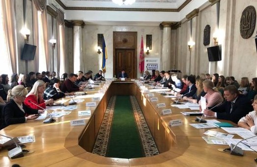 Круглые столы, брейн-ринги, конкурсы рисунков: На Харьковщине повышают правовое образования населения