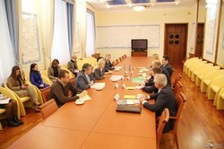 Светличная провела рабочую встречу с председателем КМЕС в Украине Ланчинскасом