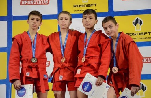 Юные самбисты Харьковщины – призеры чемпионата мира